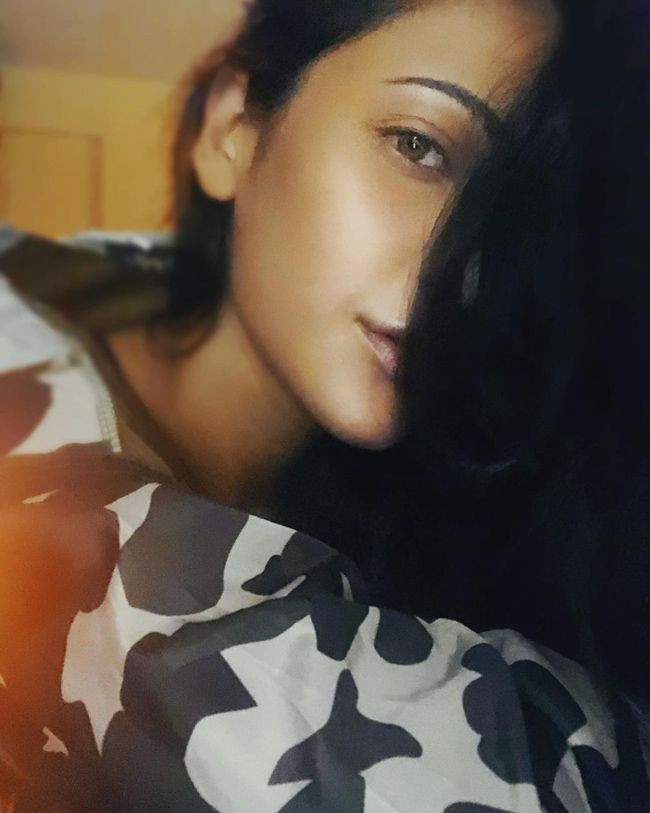 Shruti Haasan Instagram Poses